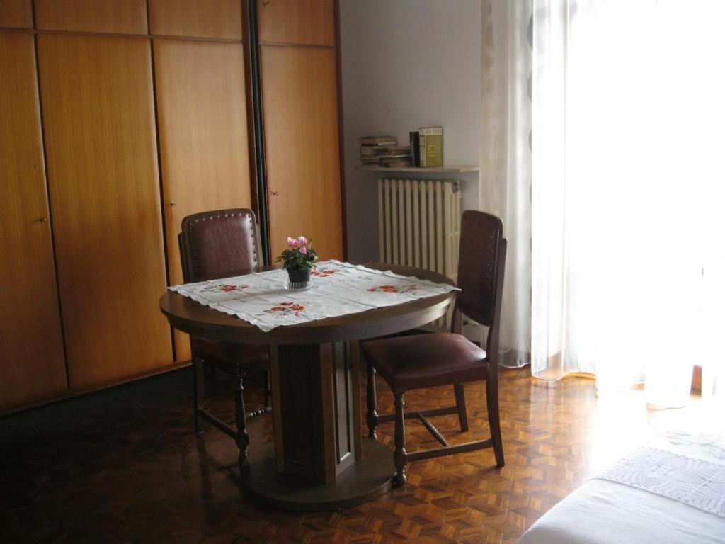 Malnate La Casa Dei Pini B&B 외부 사진