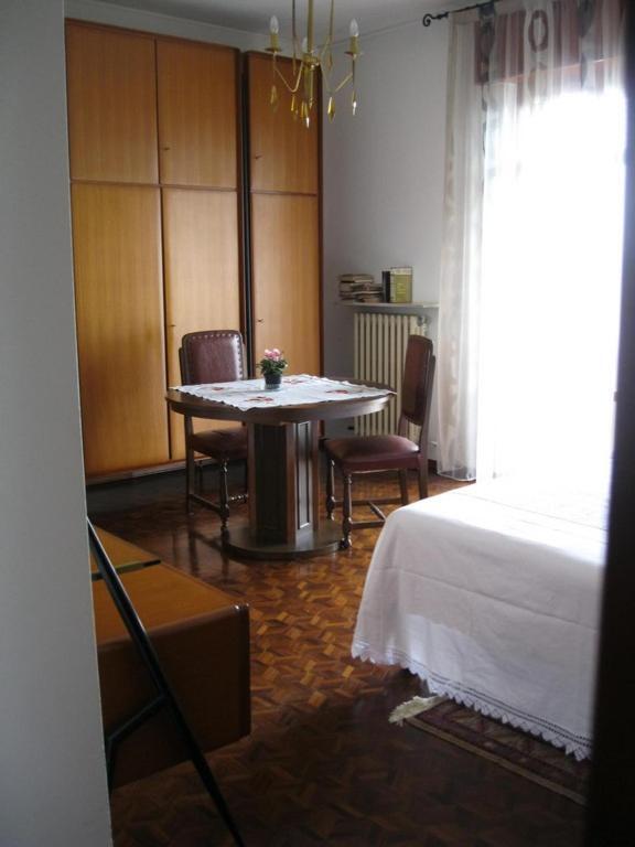 Malnate La Casa Dei Pini B&B 외부 사진