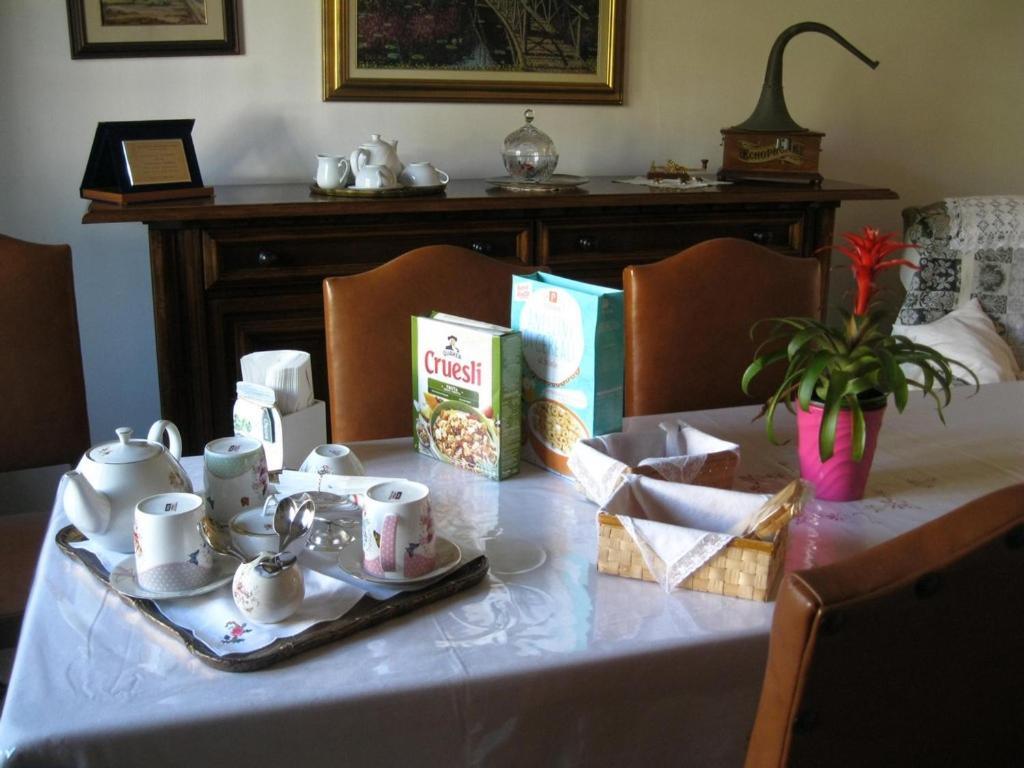 Malnate La Casa Dei Pini B&B 외부 사진
