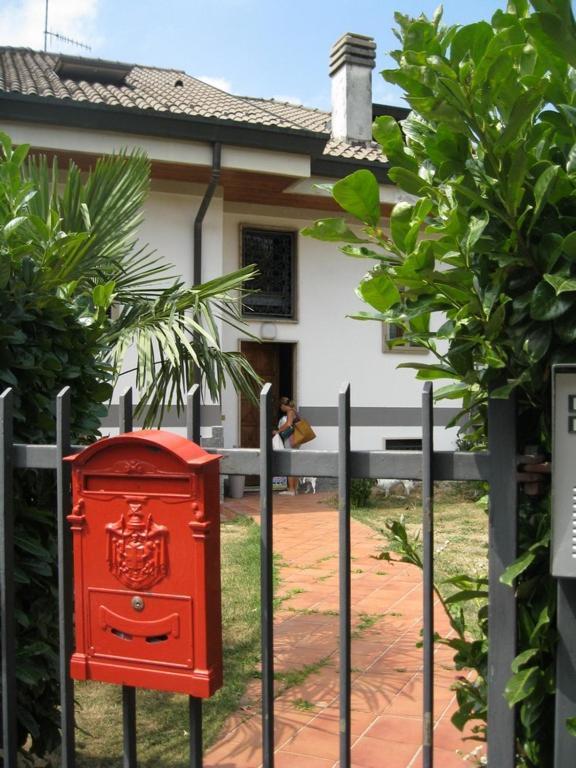 Malnate La Casa Dei Pini B&B 외부 사진