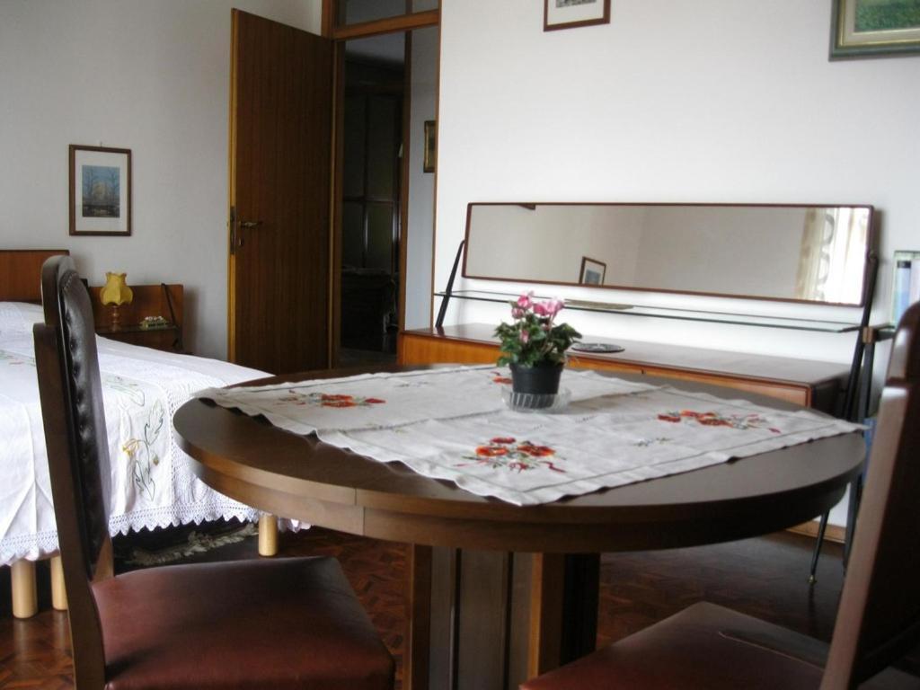 Malnate La Casa Dei Pini B&B 외부 사진