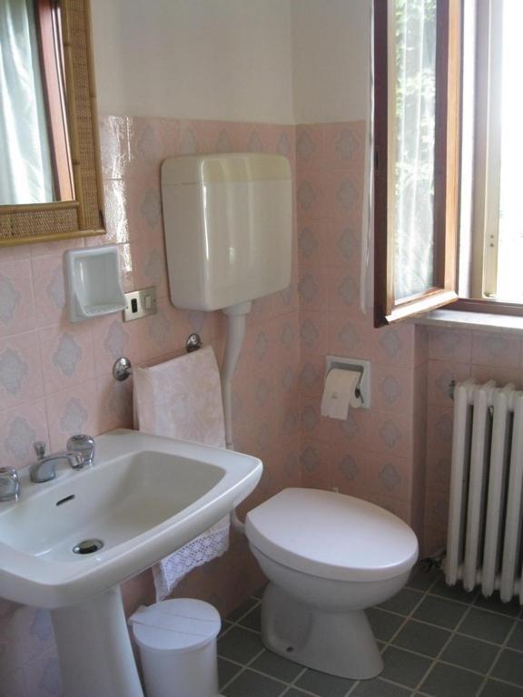 Malnate La Casa Dei Pini B&B 외부 사진